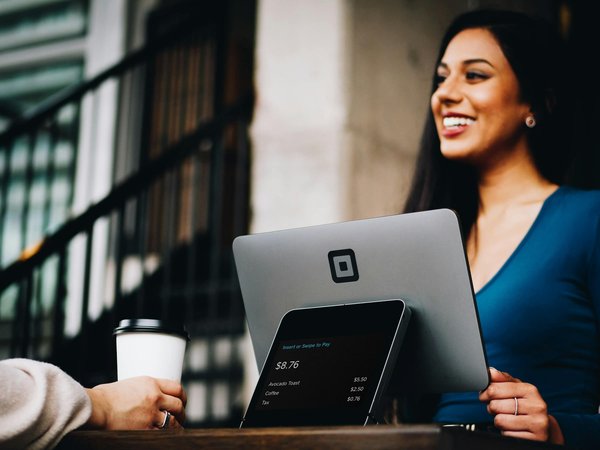 How Can AI Help UK Small Businesses in Predictive Customer Service?